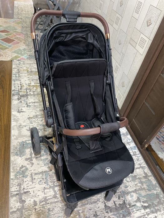 Коляска качественная