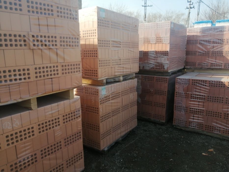 Кирпич керамический забутовочный и облицовочный