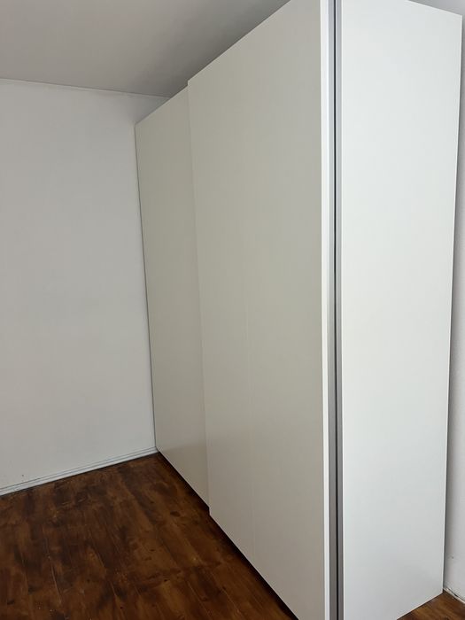 Vand dulap dresing cu usi culisante