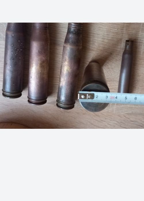 Tuburi cartuș vechi goale