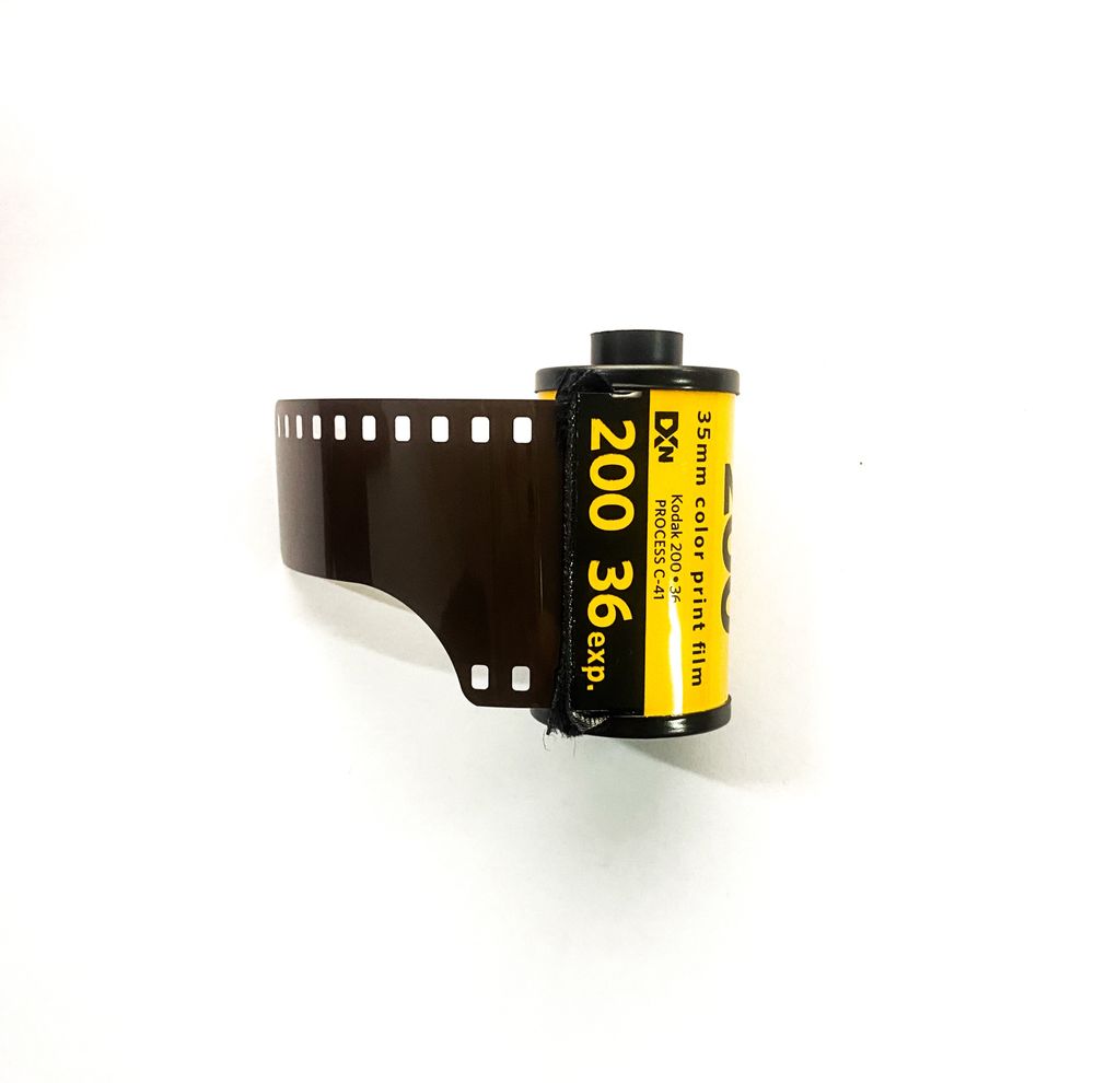 Фотопленка, свежая Kodak gold