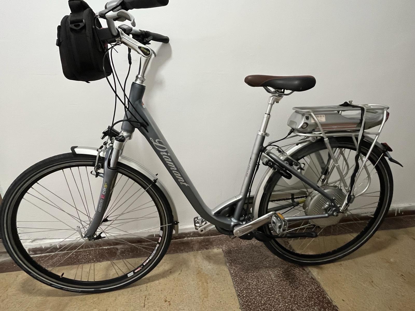 Bicicleta electrica Diamant Zouma+ Hybrid roti 28"