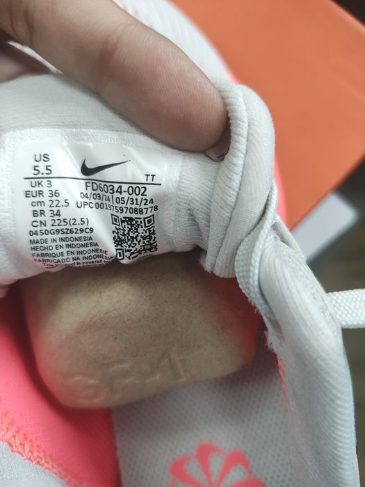Маратонки Nike 36 номер