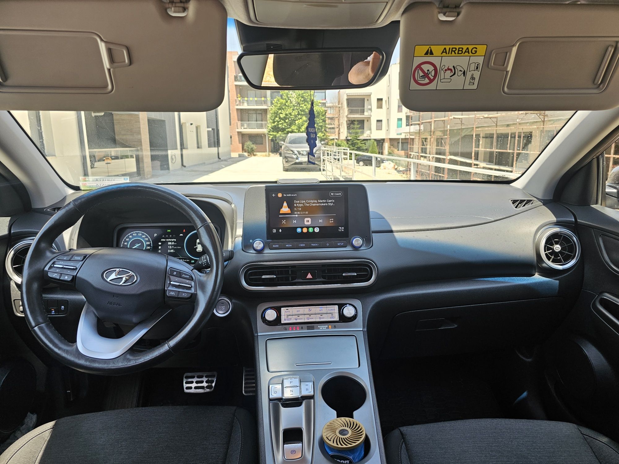 Hyundai kona electric 64kw