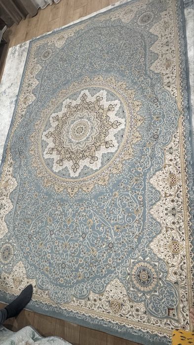 Продам ковер БУ