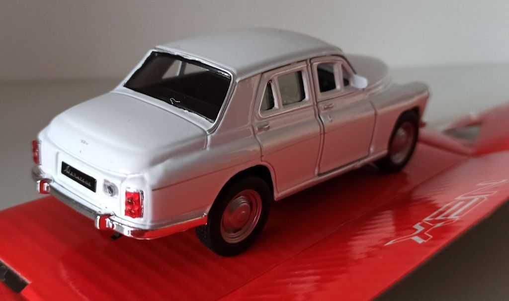 Macheta FSO Warszawa 224 1964 alb - Welly 1/36