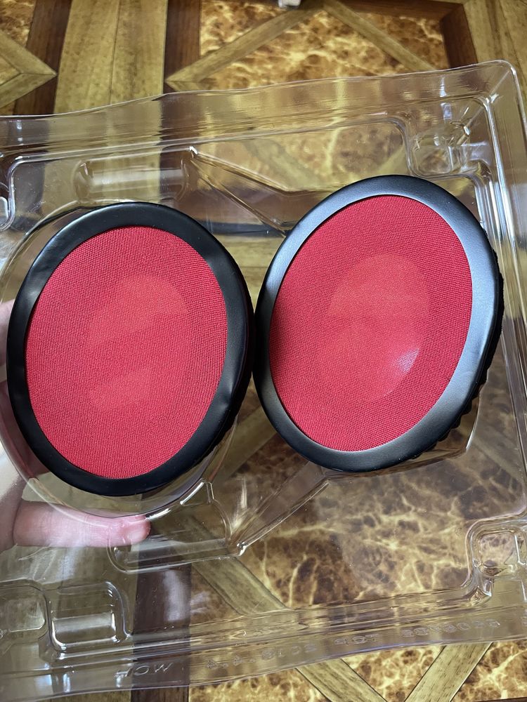 Продам HyperX Cloud 2