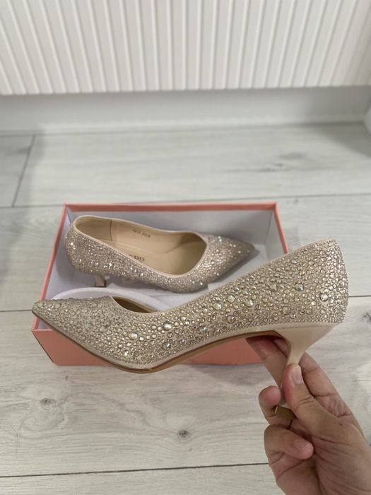 Срочно Продам туфли