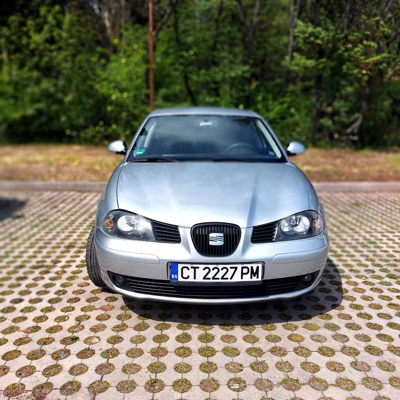 Продава SEAT Ibiza 1.4i бензин 2006 г