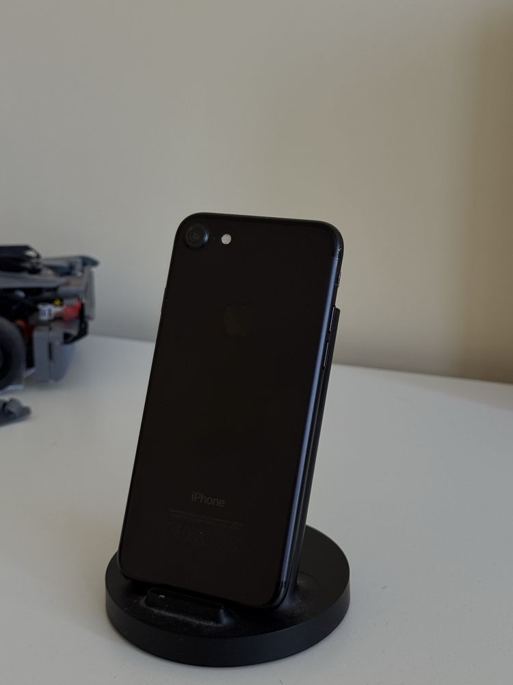 iPhone 7 128 gb в добро състояние