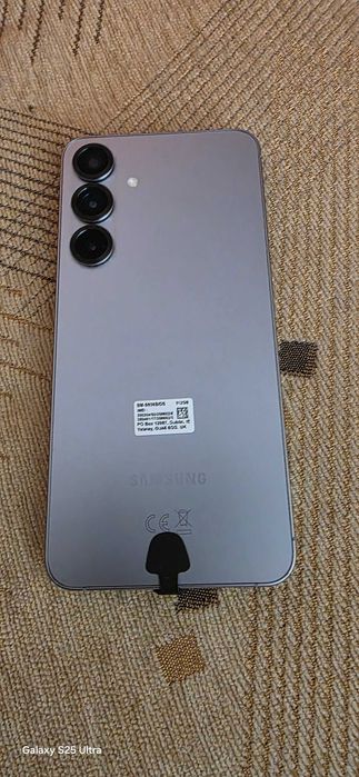 Samsung galaxy S 25 plus 512gb Silver Shadow / като нов