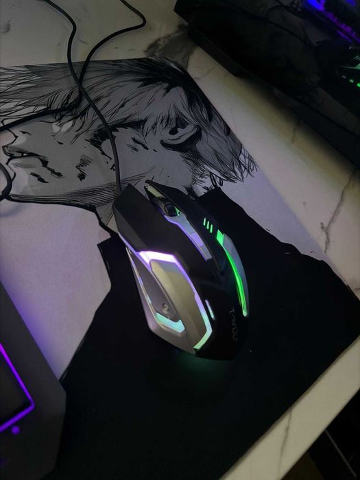 Геймърска клавиатура и мишка