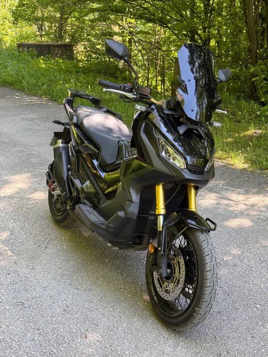Honda X-adv 750 black