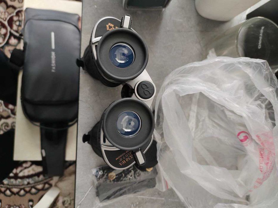 Продаётся бинокль 10X50 WA