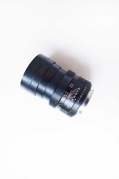 Leica Elmarit - R 135 mm f2.8 - made in Germany - stare ireprosabila !