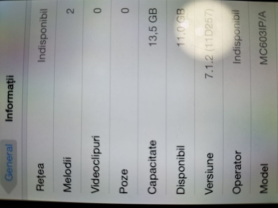 iPhone 4S 16GB ,telefon de colecție