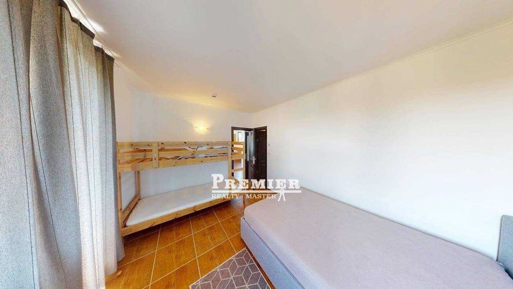 Продава се Тристаен апартамент в к.к. Слънчев бряг - 90000 кв.м за 1 €/кв.м - Снимка #10