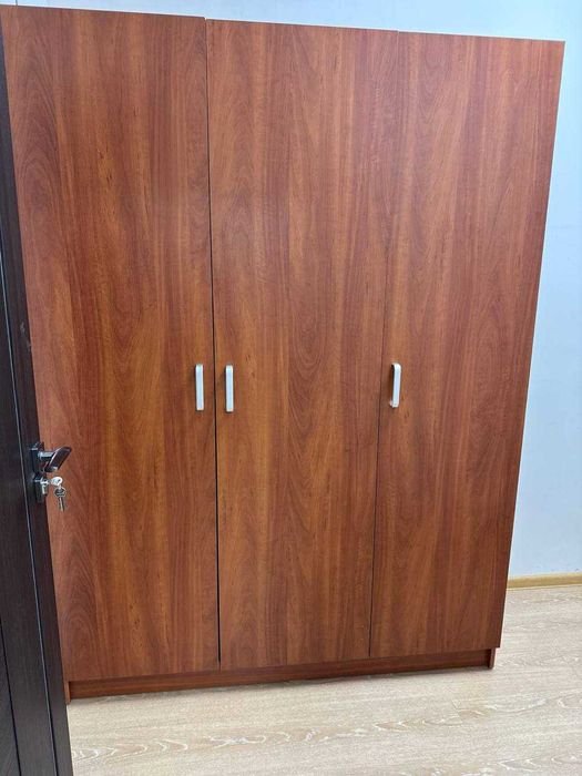 Шкафы разных размеров и назначений