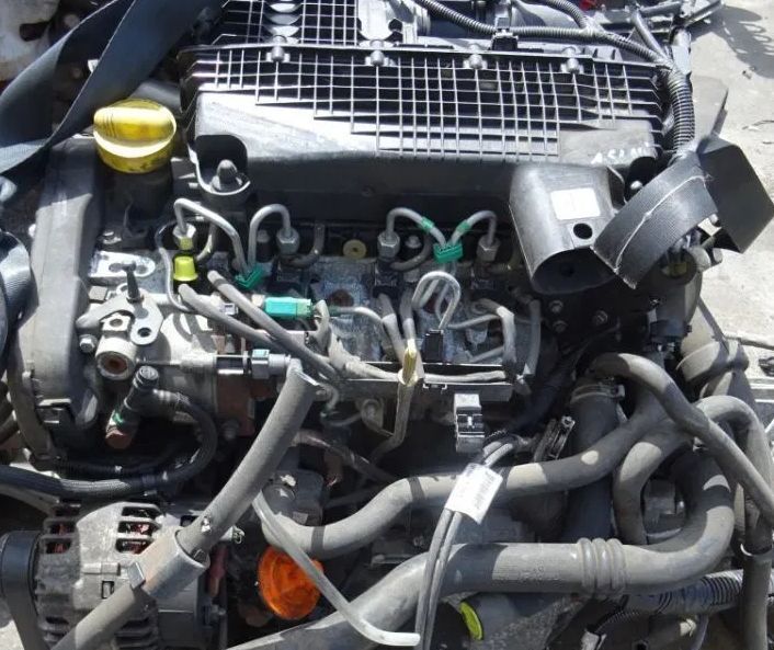 Vand   MOTOR  Dacia Logan 1.5 DCI Euro4 din 2008 ,CU POMPA INALTA+SET INJECTOARE