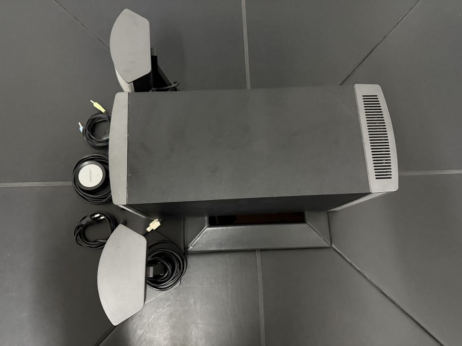 Bose Companion 5 + Cadou - Device wireless compatibil cu sistemul