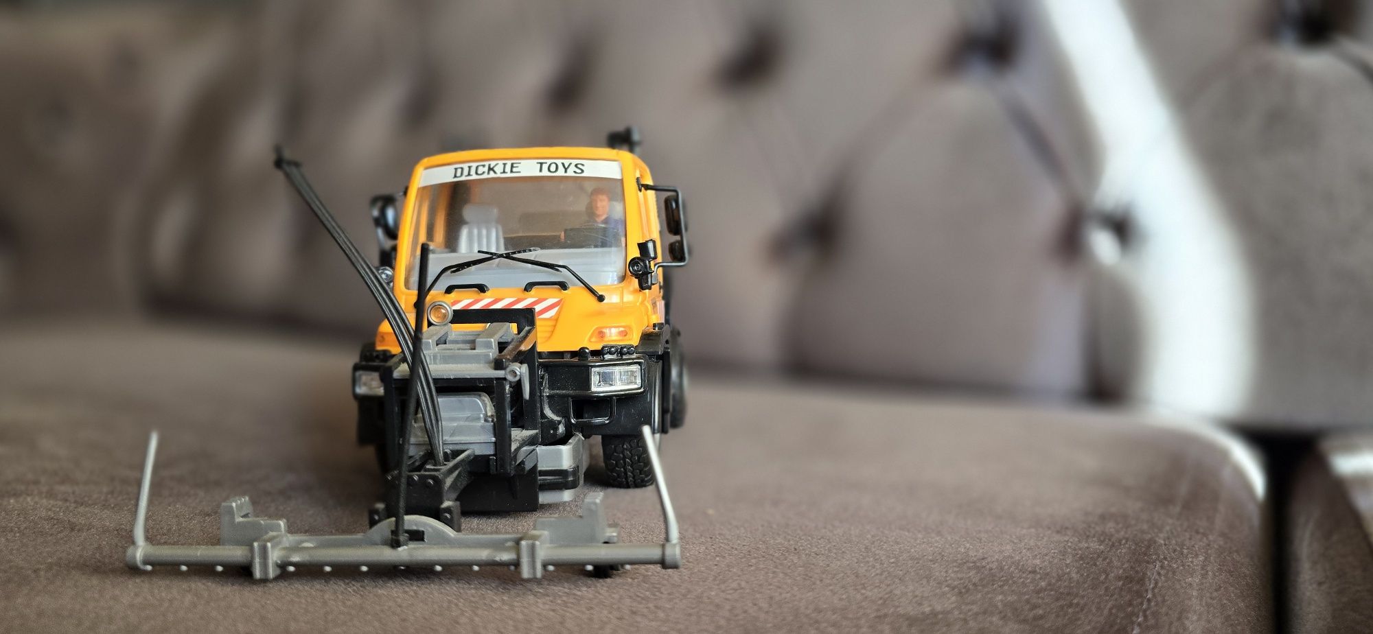 Dickie Toys - Road Service - Asphalt Vehicle