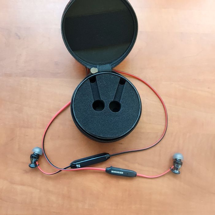 Căști Sennheiser Momentum Free In-Ear