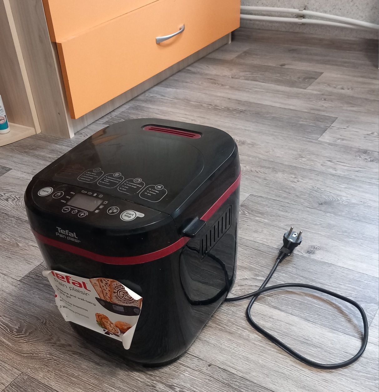 Хлебопекарна Tefal