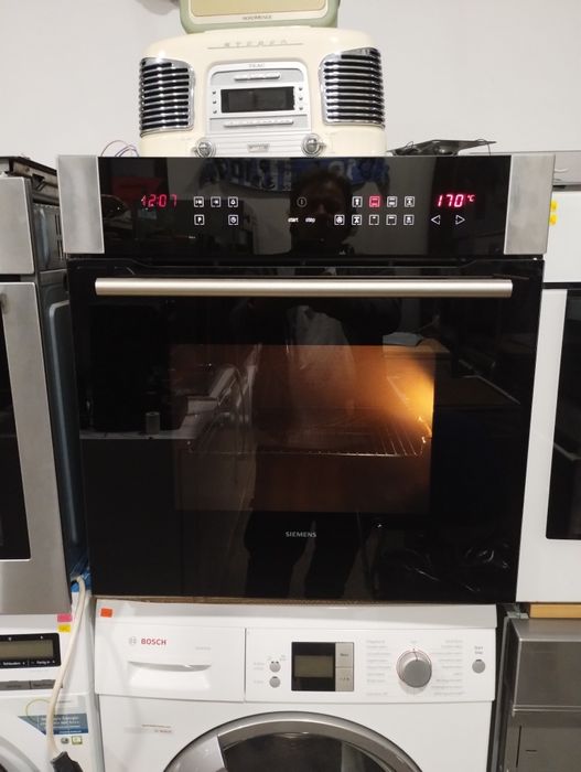 Фурна Siemens Black edition