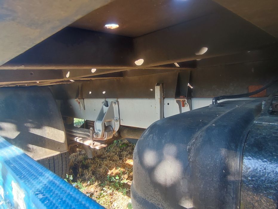 Nissan atleon platforma auto