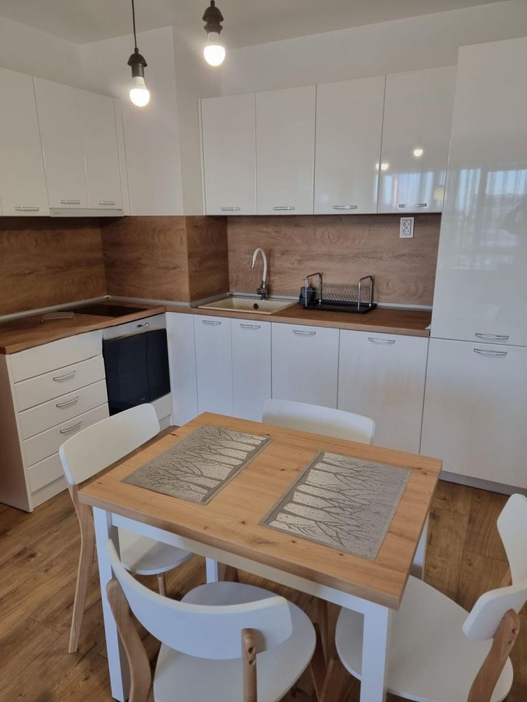 Дава се под наем Двустаен апартамент в София, Толстой - 54 кв.м за 459 € - Снимка #4