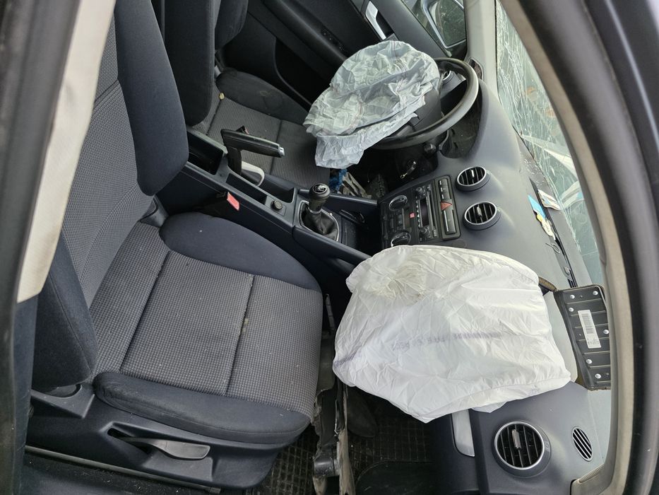 Dezmembrez audi a3 1.6mpi 1.6fsi 1.9tdi 2.0tdi Piese