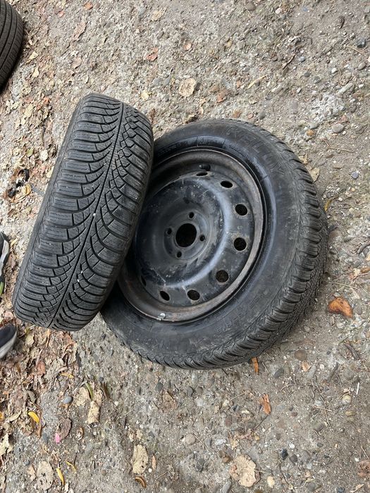 Jante logan 4x100 in dtare foarte buna cauciucurile dot 2021