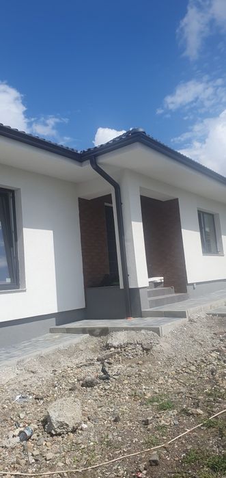 Jgheaburi și burlane dintr-o bucata fără îmbinari aluminiu gri /maro a