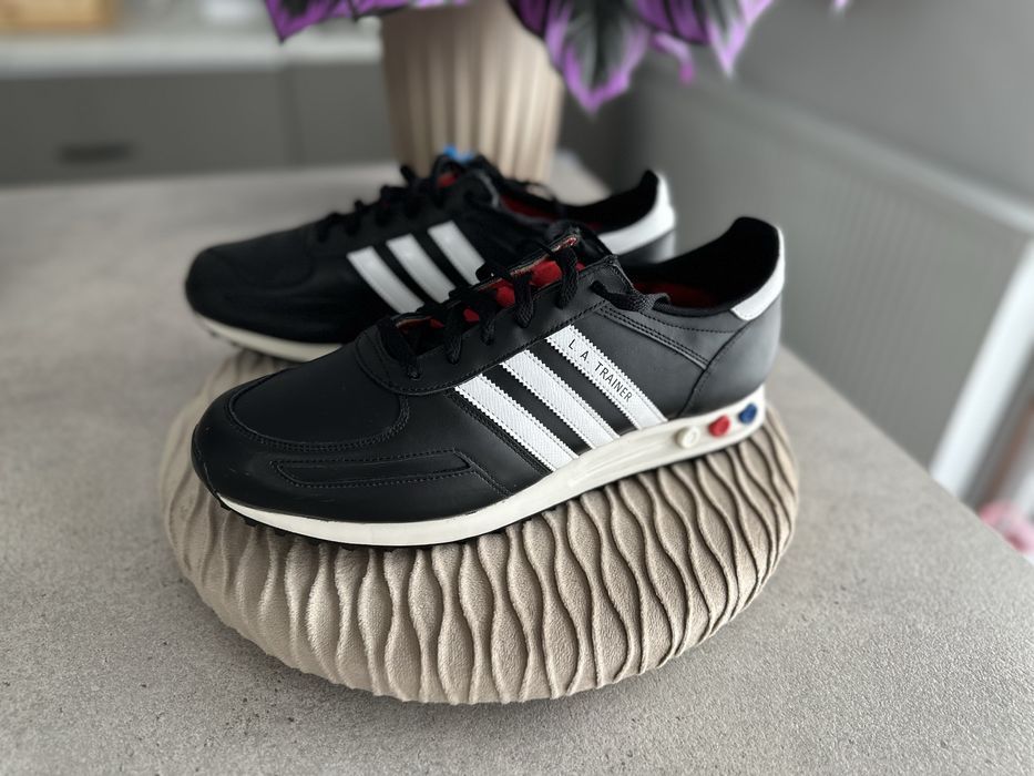Adidas la trainer black