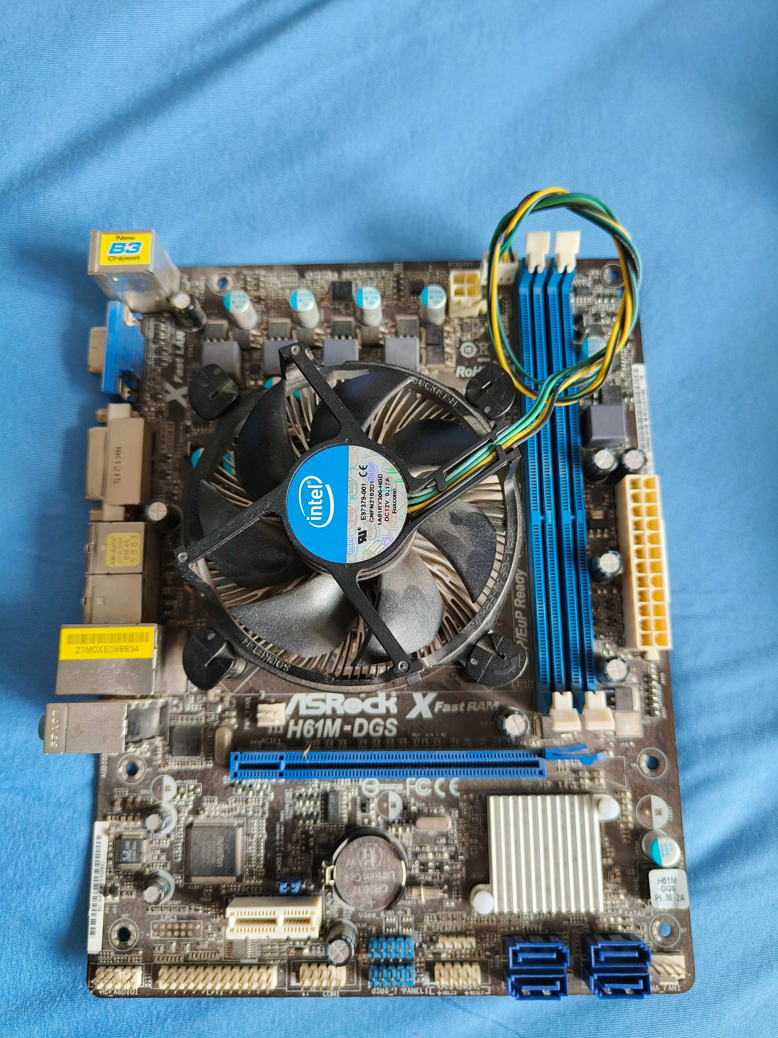 Placa de baza cu procesor Intel Pentium gold