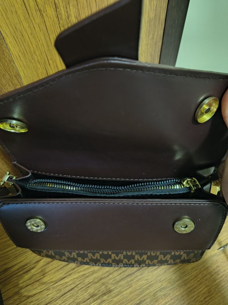 Чанта Guess Zara