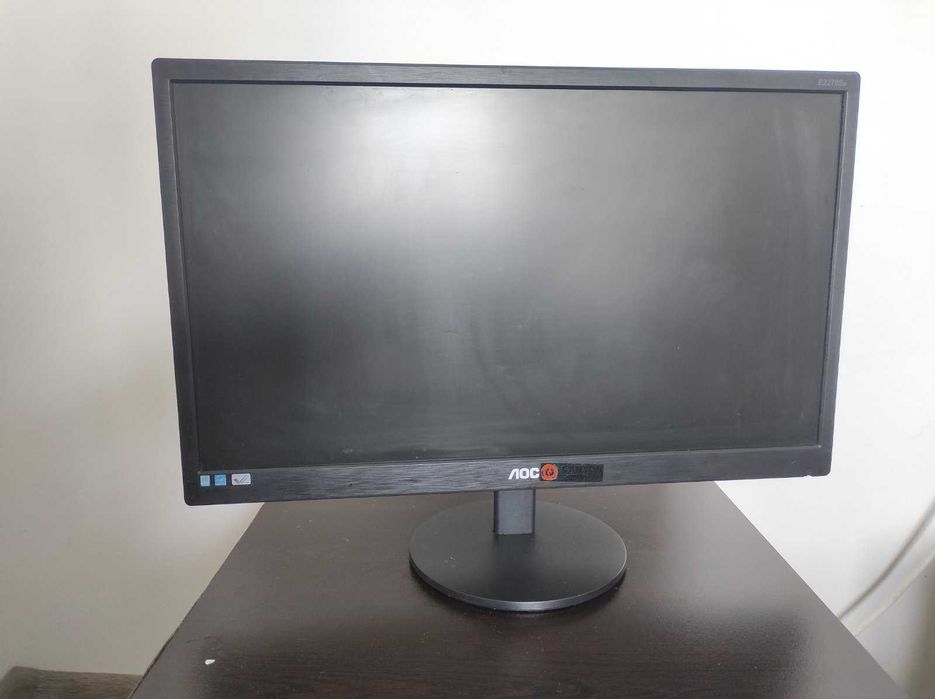 Настолен компютър HP Pro 3130 Microtower с Intel Core i3 + периферия