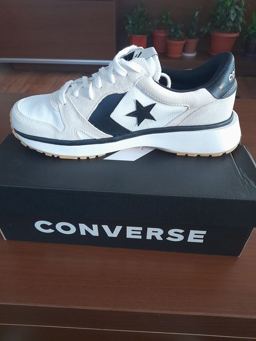 Converse чисто нови