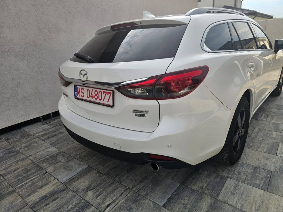 Mazda 6. 2,2 CD Skyactiv D Sportline combi