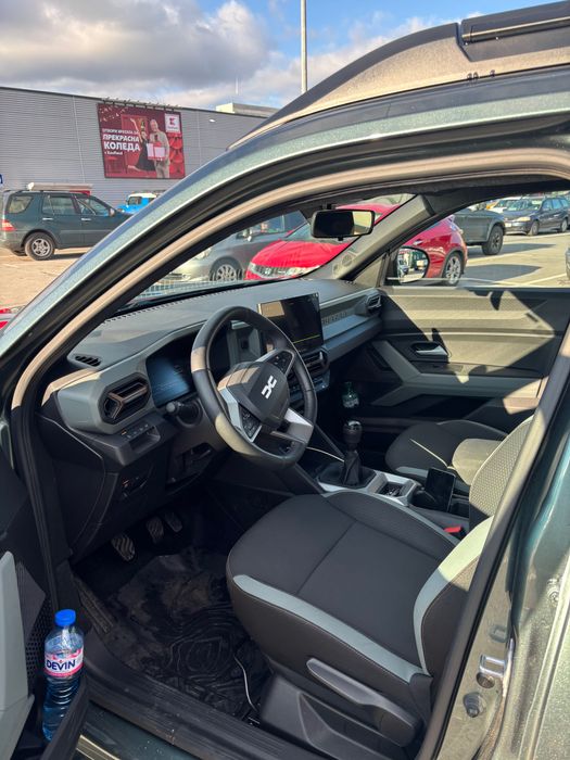 Dacia Duster 2025 • Extreme • ECO-G • 5 месеца • Като Нов