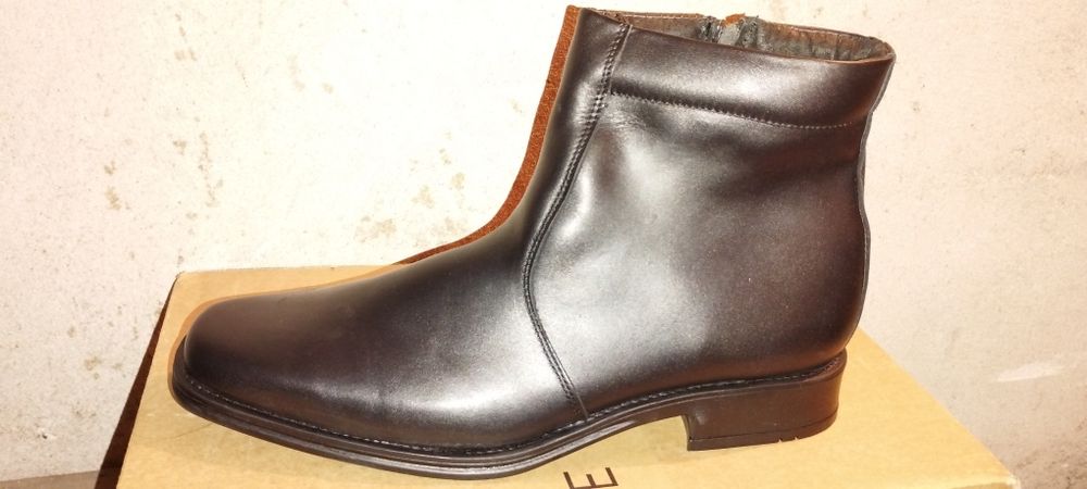 Боти от естествена кожа