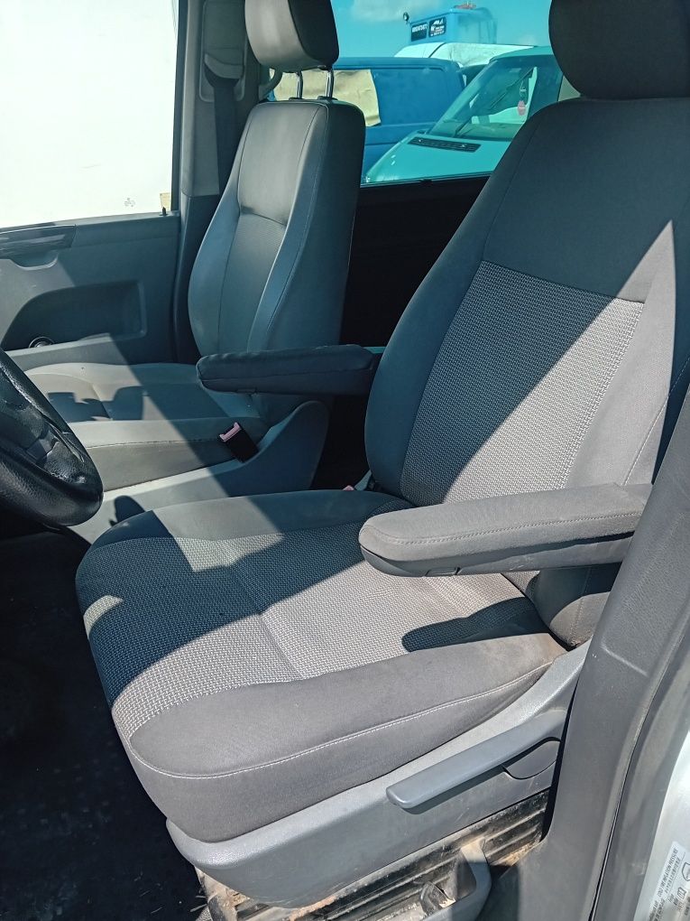 Фолксваген Транспортер Т5  / VW Transporter T5 2.0 TDI 4X4 НА ЧАСТИ