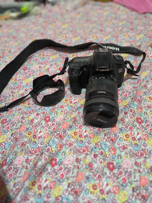 Фотоаппарат conon EOS 60 D