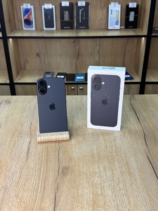 Apple iphone 16 128 gb 100% черный 3 цикл