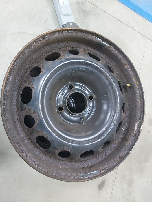 Железни джанти Пежо 307