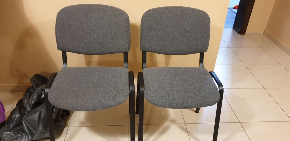 Vand mese terasa,bucatarie si scaune bucatarie