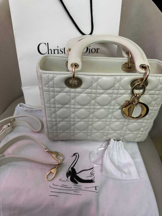 Christian Dior-Чисто оригинална дамска чанта