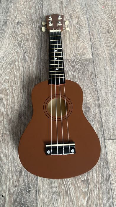 Укулеле гавайская гитара