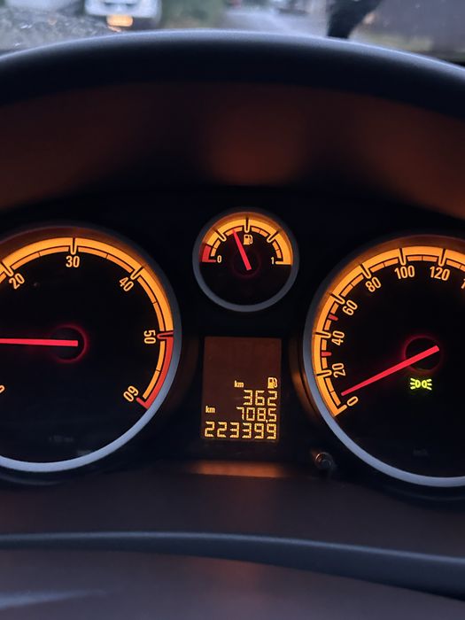 Opel Corsa 1.3 CDTI  2013  Diesel  Negru