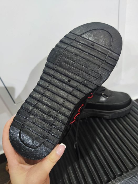 Adidași 35 lei mărimea 37